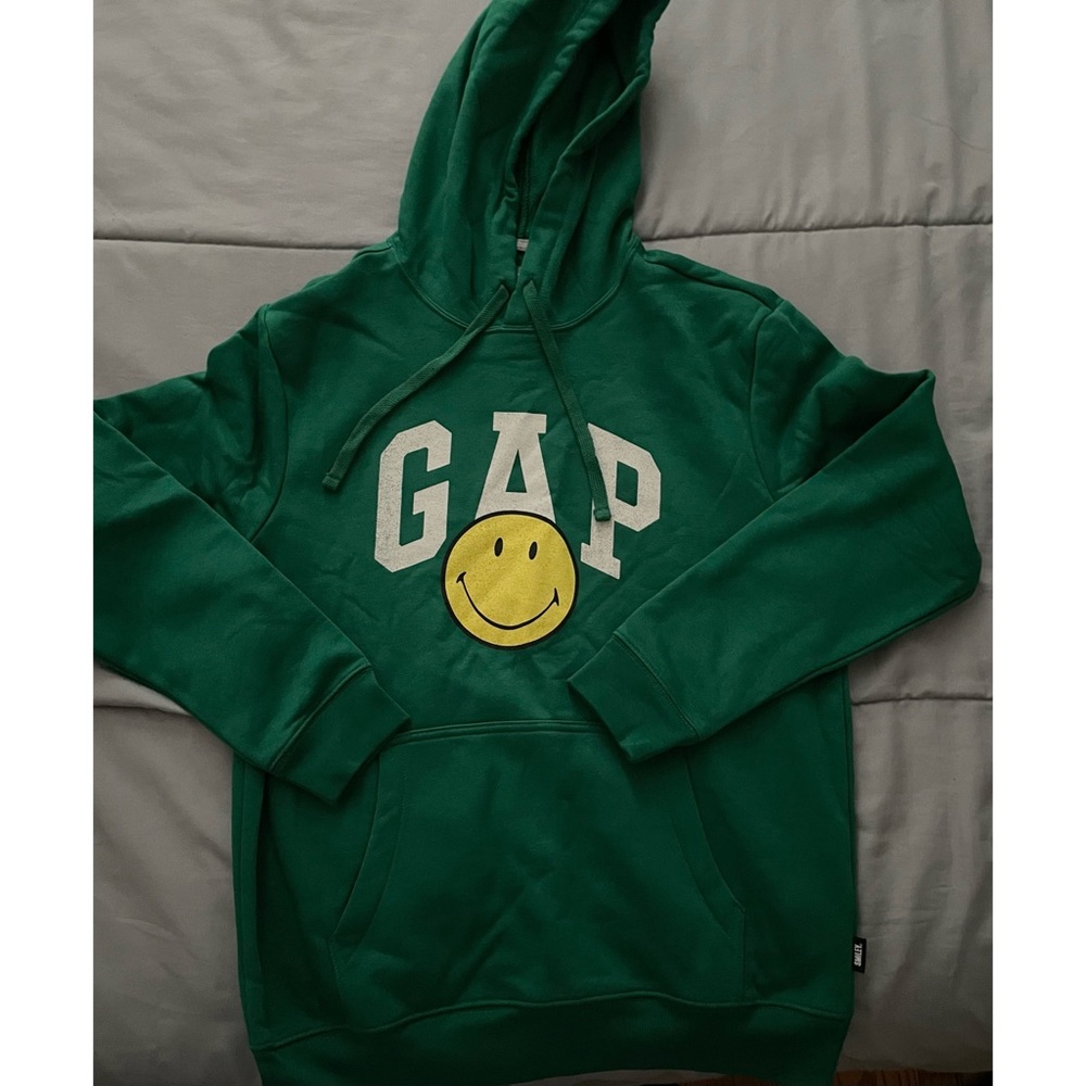 GAP x SMILEY Logo Hoodie